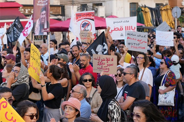 Tunisia: एक और देश में विद्रोह की आग भड़की, सरकार के खिलाफ सड़कों पर उमड़ा जनसैलाब