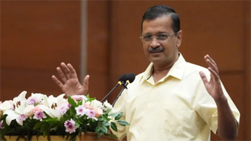 AAP का दावा: गोवा में पार्टी बनेगी प्रतिस्पर्धी विकल्प, केजरीवाल ने कार्यकर्ताओं के साथ डॉक्यूमेंट्री देखी, भाजपा पर निशाना