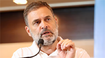 राहुल गांधी का पीएम मोदी पर तंज, आर्थिक संकट की चेतावनी दी